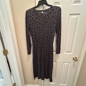 Old Navy Charcoal Leopard Long Sleeve Dress